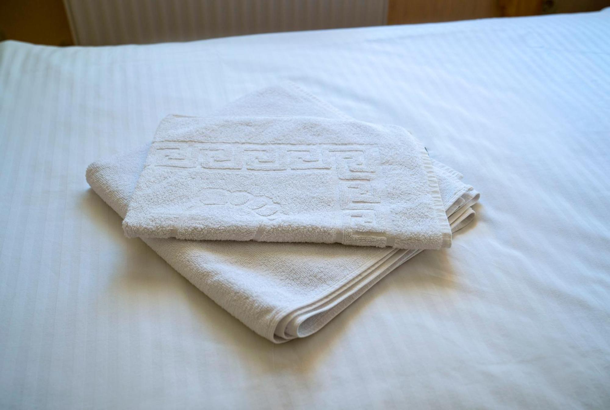 Guest House Kiev Forest Екстер'єр фото