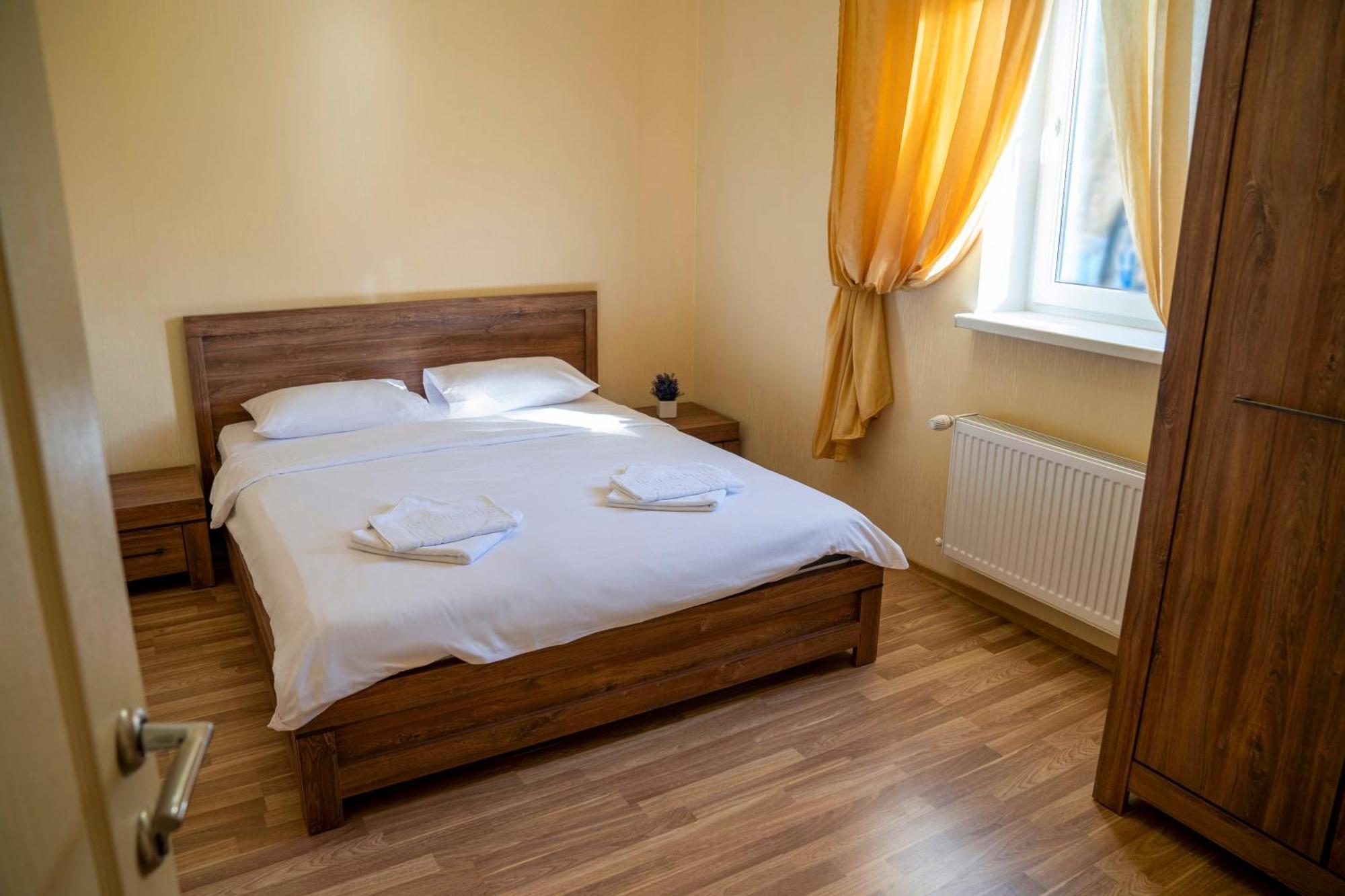 Guest House Kiev Forest Екстер'єр фото